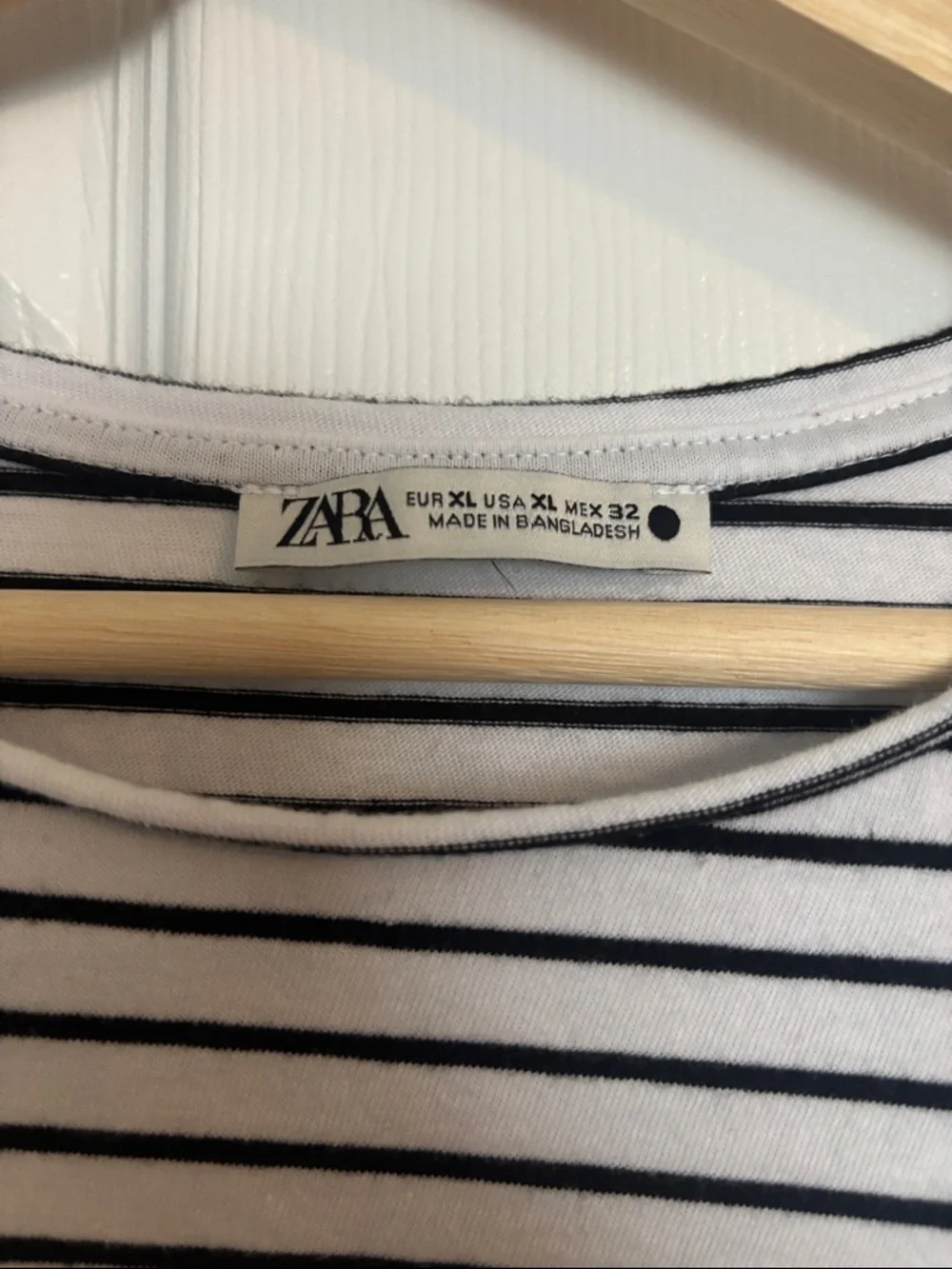 Zara striped crew neck t shirt - Picture 2 of 9
